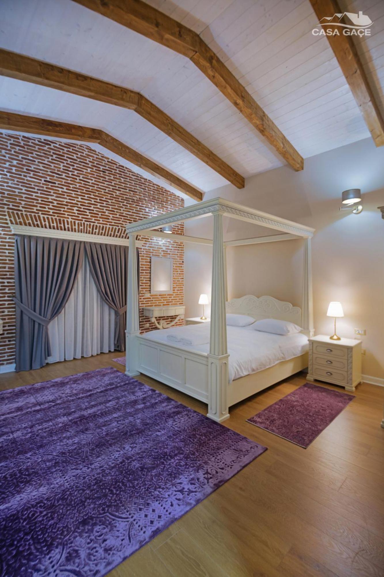 Casa Gace 4*